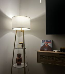 Floor Lamp & Bulb