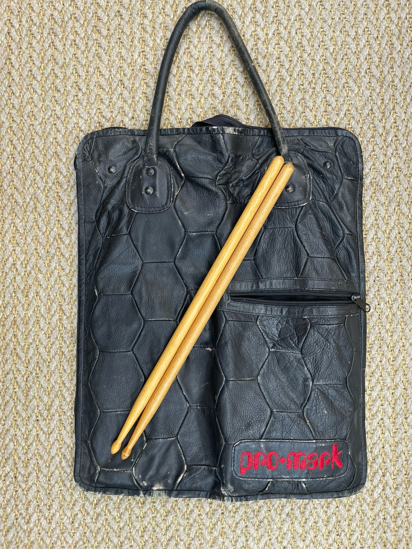 Promark Leather Patchwork Stick Bag – Vintage, W/Random Pair Of sticks. If You’re A Promark Fan/collector this ( 1 Of A Kind?) Bag may be for you