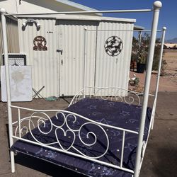 Full Size Metal Bed Frame 