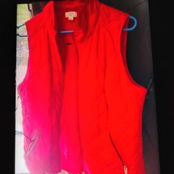 A  Nice Dark Pink Women's Large Vest w/ Pockets 