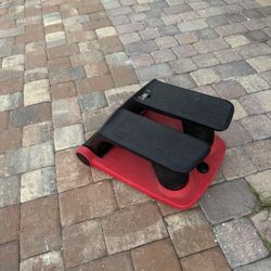 Air Climber It needs a new battery. It can be used even without a battery.