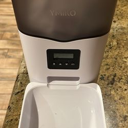 Automatic Cat Feeder