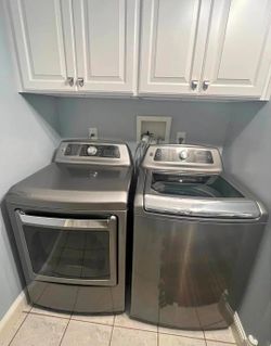 Kenmore Washer and Dryer Set