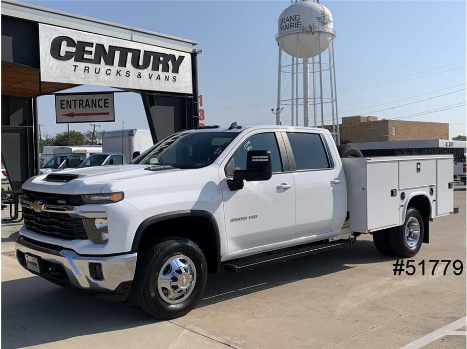 2024 Chevrolet Silverado 3500HD Chassis