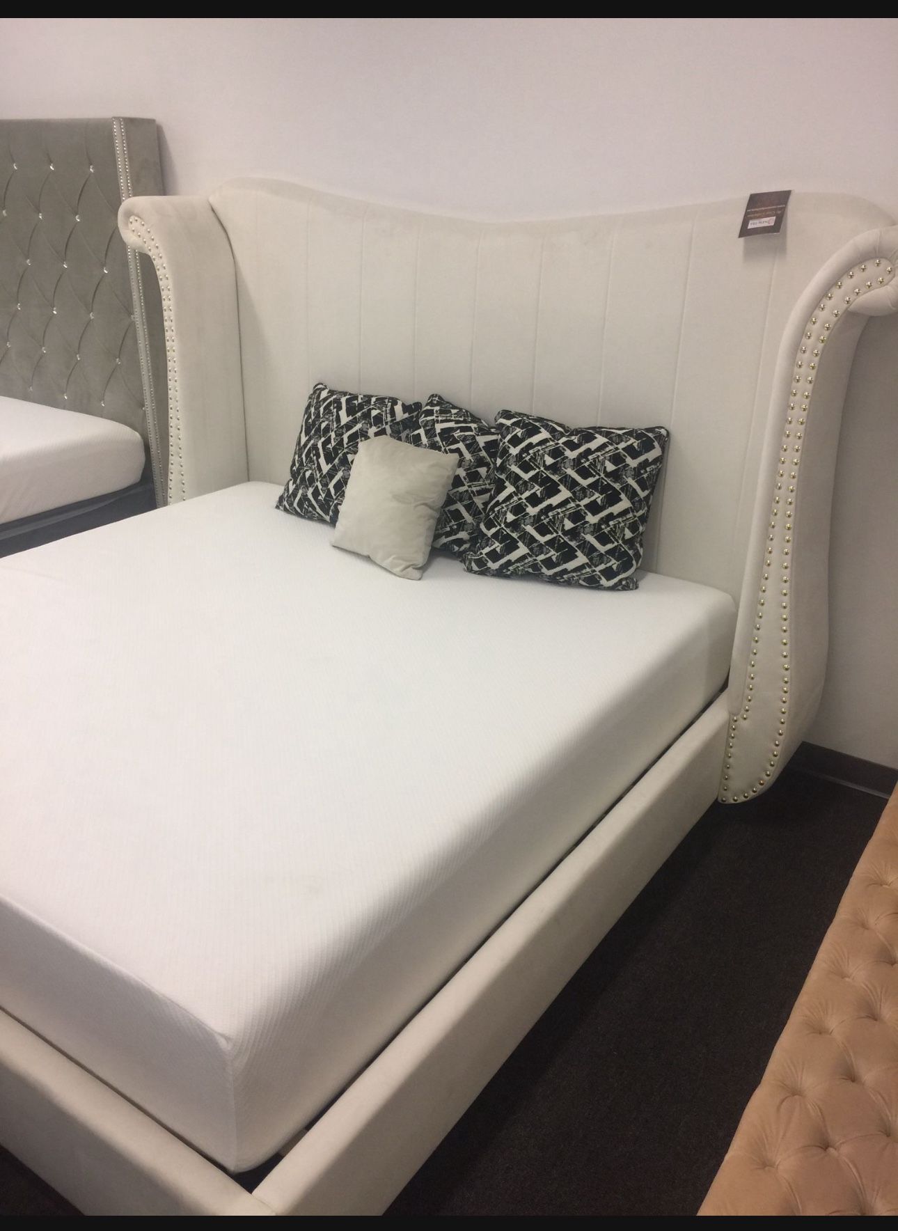 NEW QUEEN AND KING SIZE LUXURY BED WITH PROMOTIONAL MATTRESS AND FREE DELIVERY BEDROOM FURNITURE SECTIONAL SOFA AND MORE