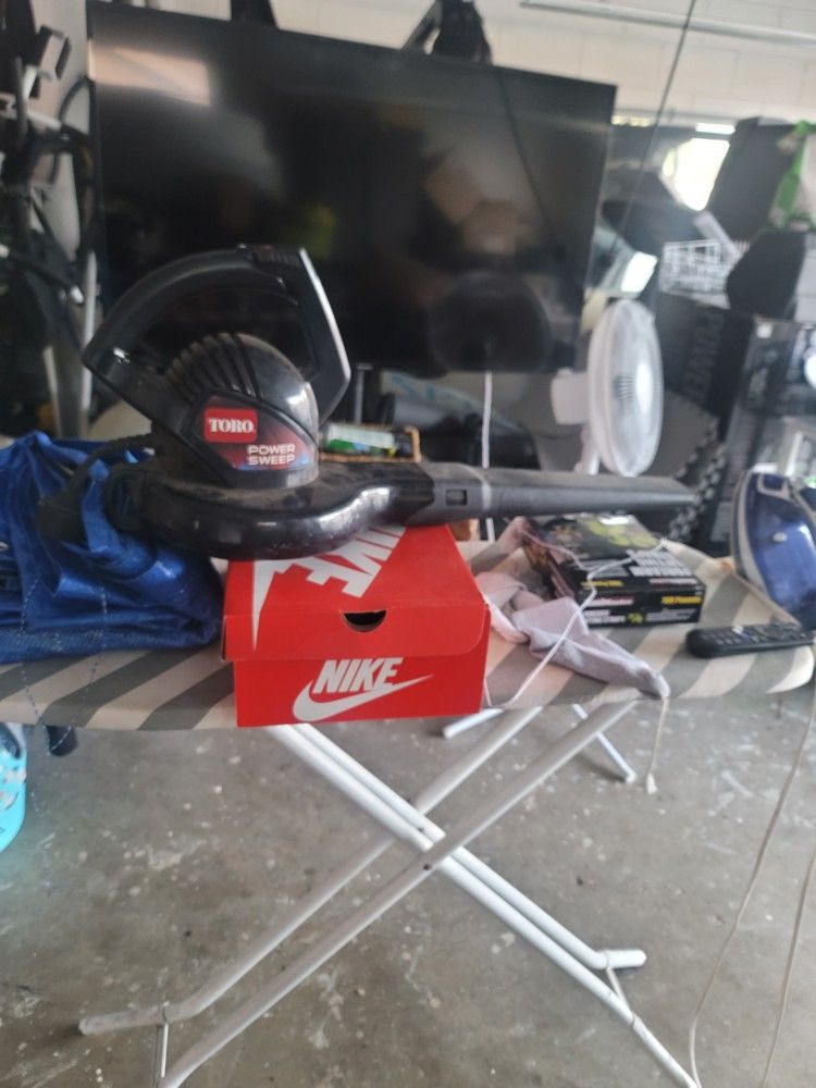 Toro Electric Leaf Blower