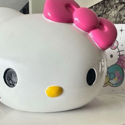 Hello Kitty Planter 