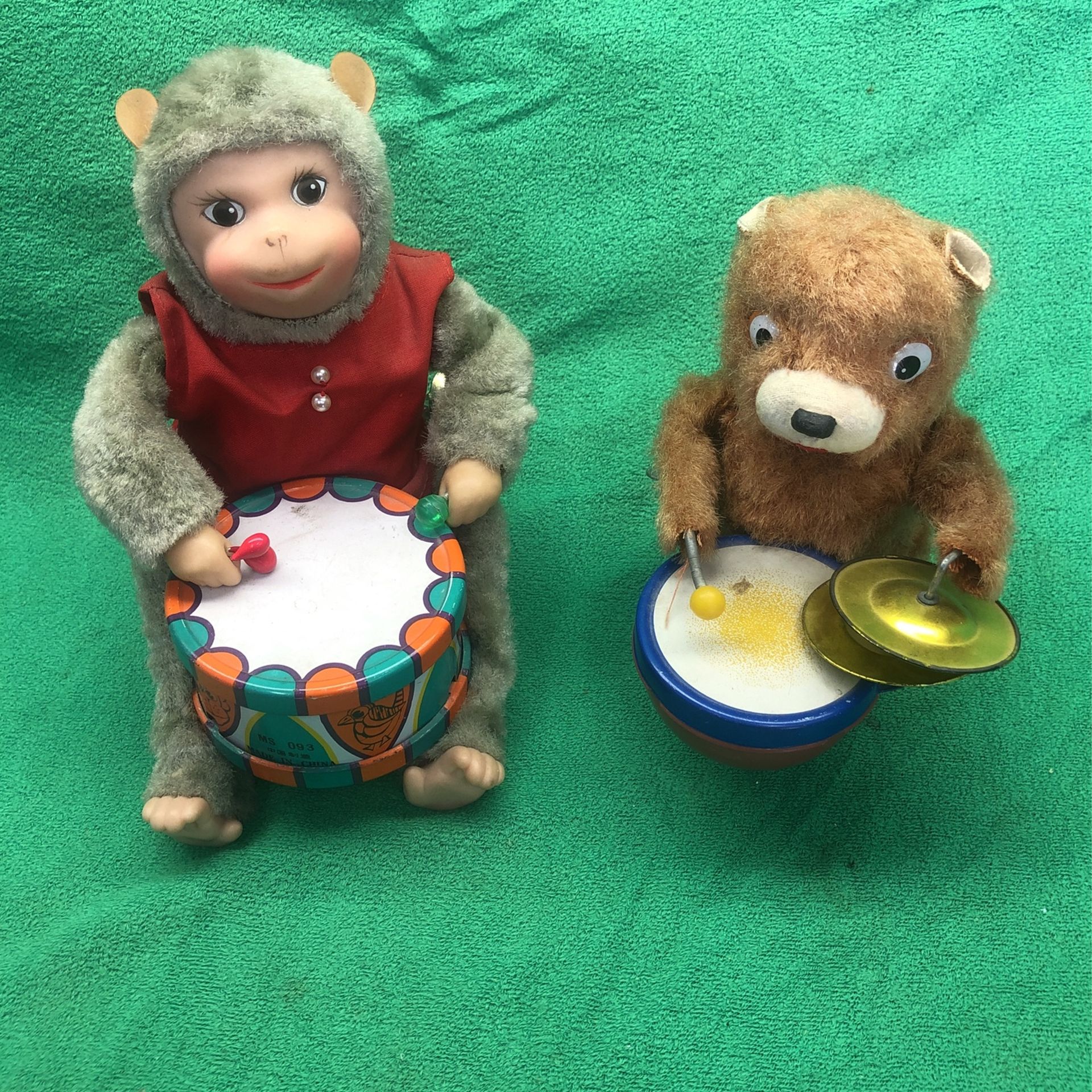 Monkey and Bear Wind Up Mechanical Toys