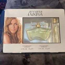 Jennifer Aniston Perfume