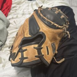 Wilson A2k M23 Model Catcher Glove 33.5 