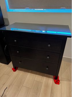 Dresser w/ glass top