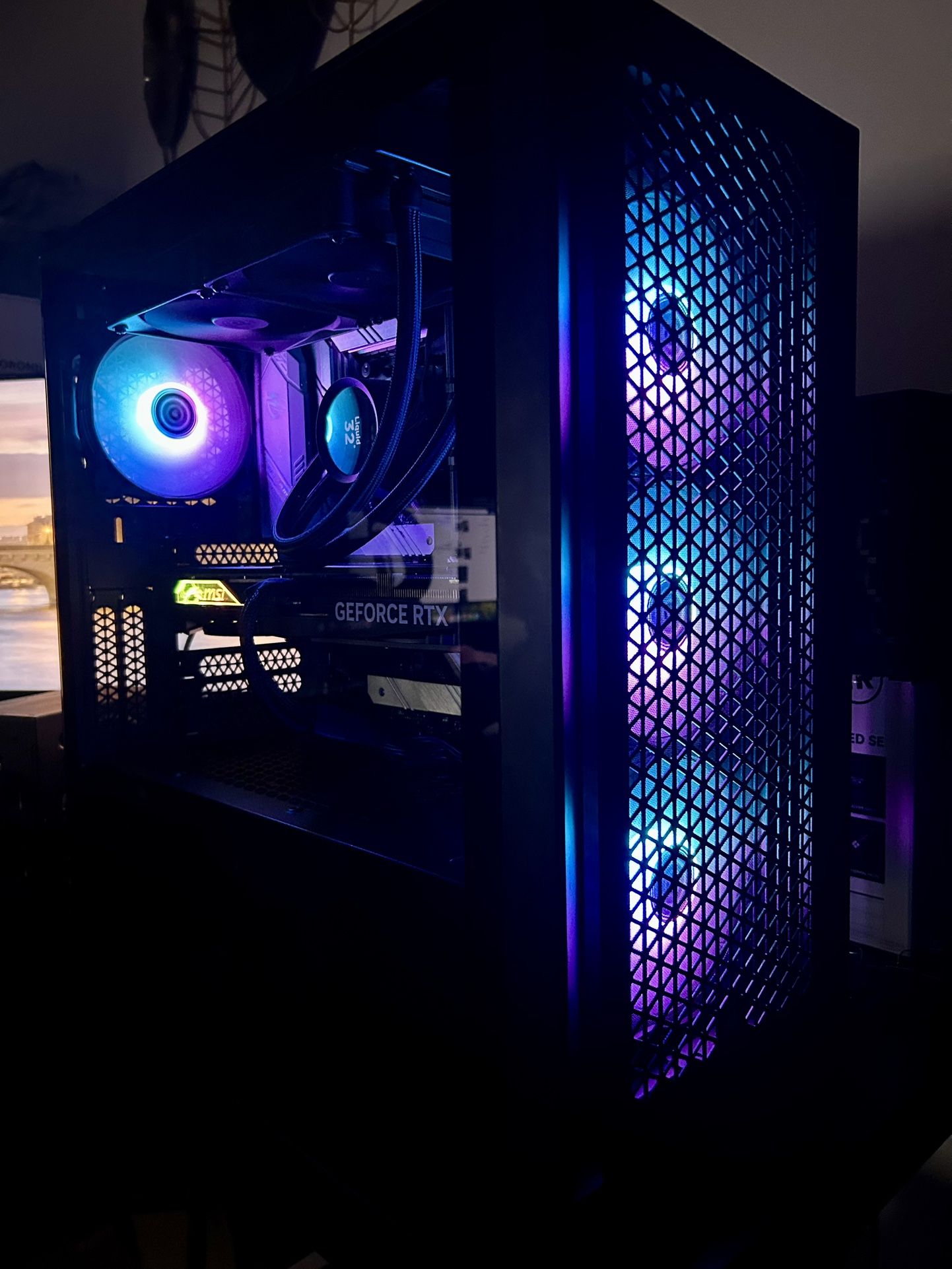 Gaming PC : Ryzen 7 + RTX 4070