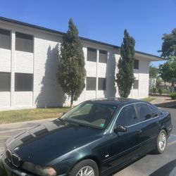 2001 BMW 530i