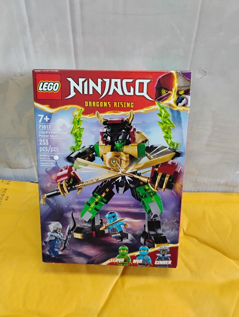 LEGO Ninjago Lloyd's Elemental Power Mech 71817 ( Retired)