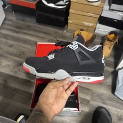 Jordan Retro 4