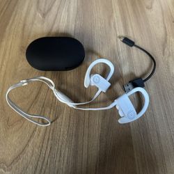 PowerBeats3 White Headphones
