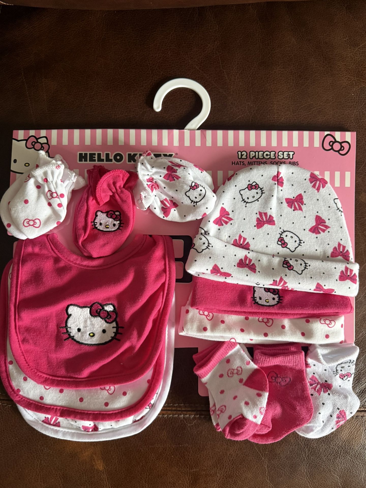 hello kitty baby attire