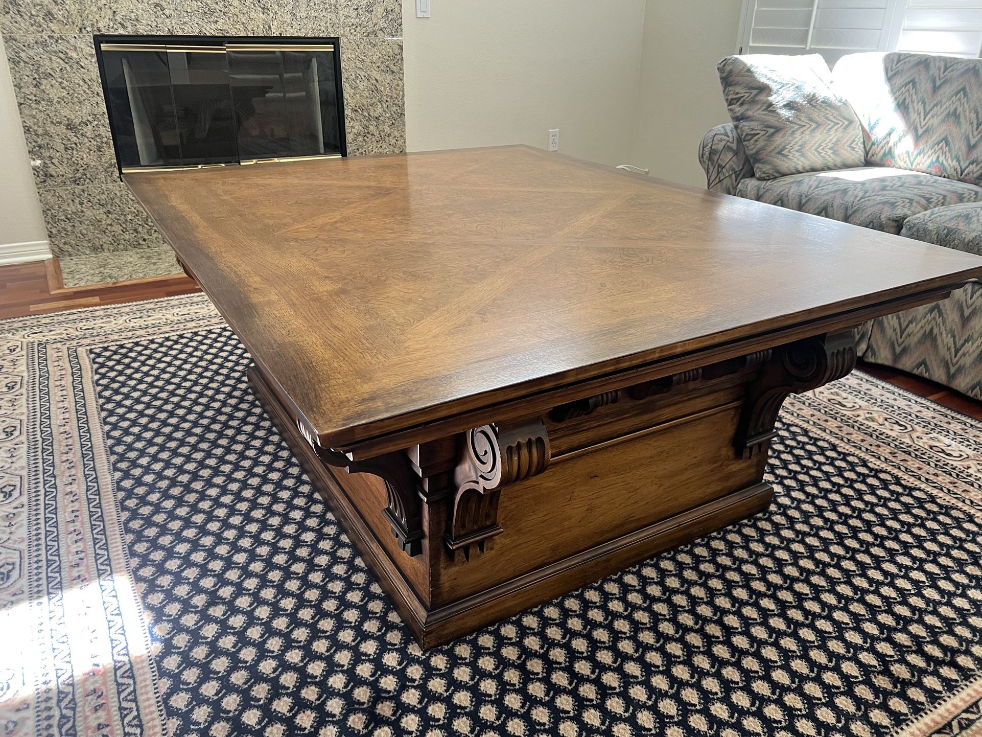 Henredon Coffee Table With Huge Hidden Compartment