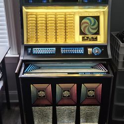 Rock-Ola 445 Jukebox 