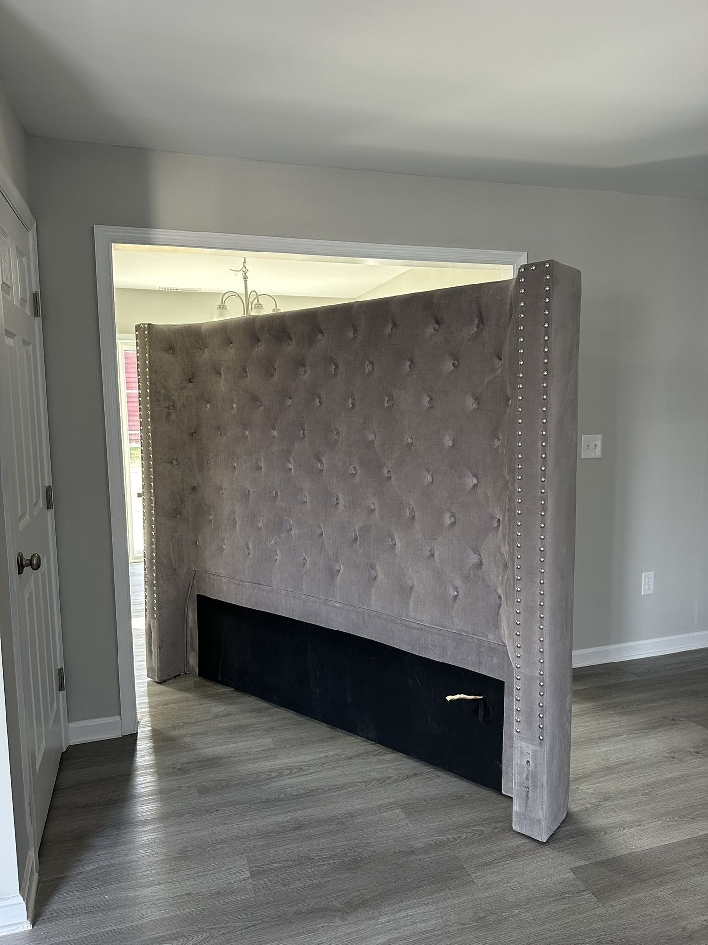 King Size Tufted Bed