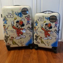Disney Limited Edition Luggage Set