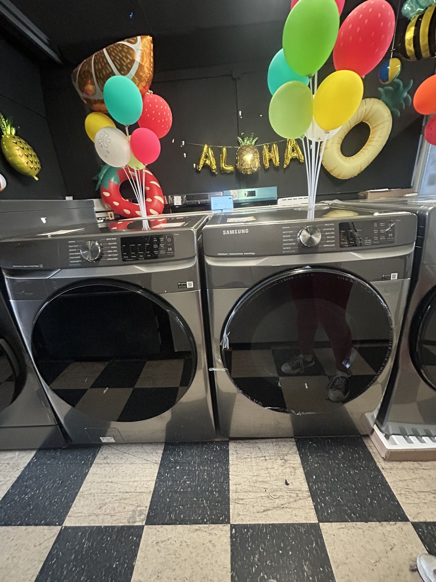 Samsung Front Load Washer And Dryer Set 🏝️