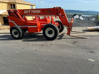 I have the title. It is a 2007 SkyTrak 8042 model. It runs perfectly. I am selling it because I no longer need it. I am open to trades.
