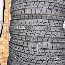 245 60 18 Dunlop Winter tires