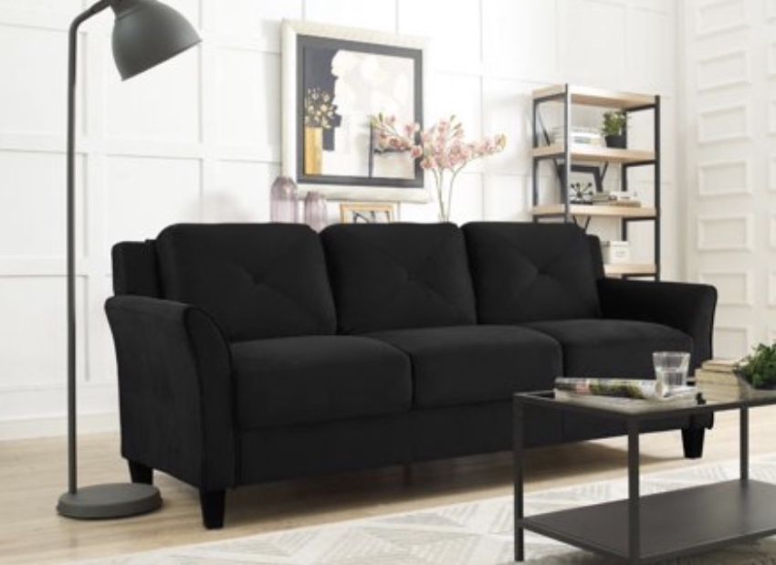 Black couch - no deliveries