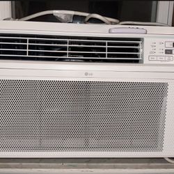 LG  Window Air Conditioner with Remote