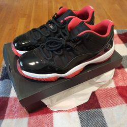 Nike Air Jordan 11 IX Retro Low Bred 528895-012 Size 10.5 DS 2015
