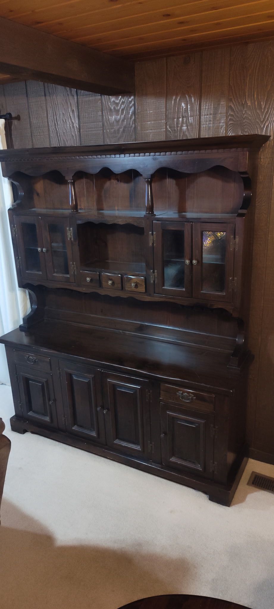 Hatch / Dinning Cabinet