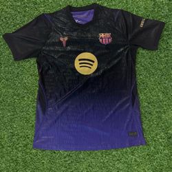 Barcelona 26-27 away jersey raphina size L
