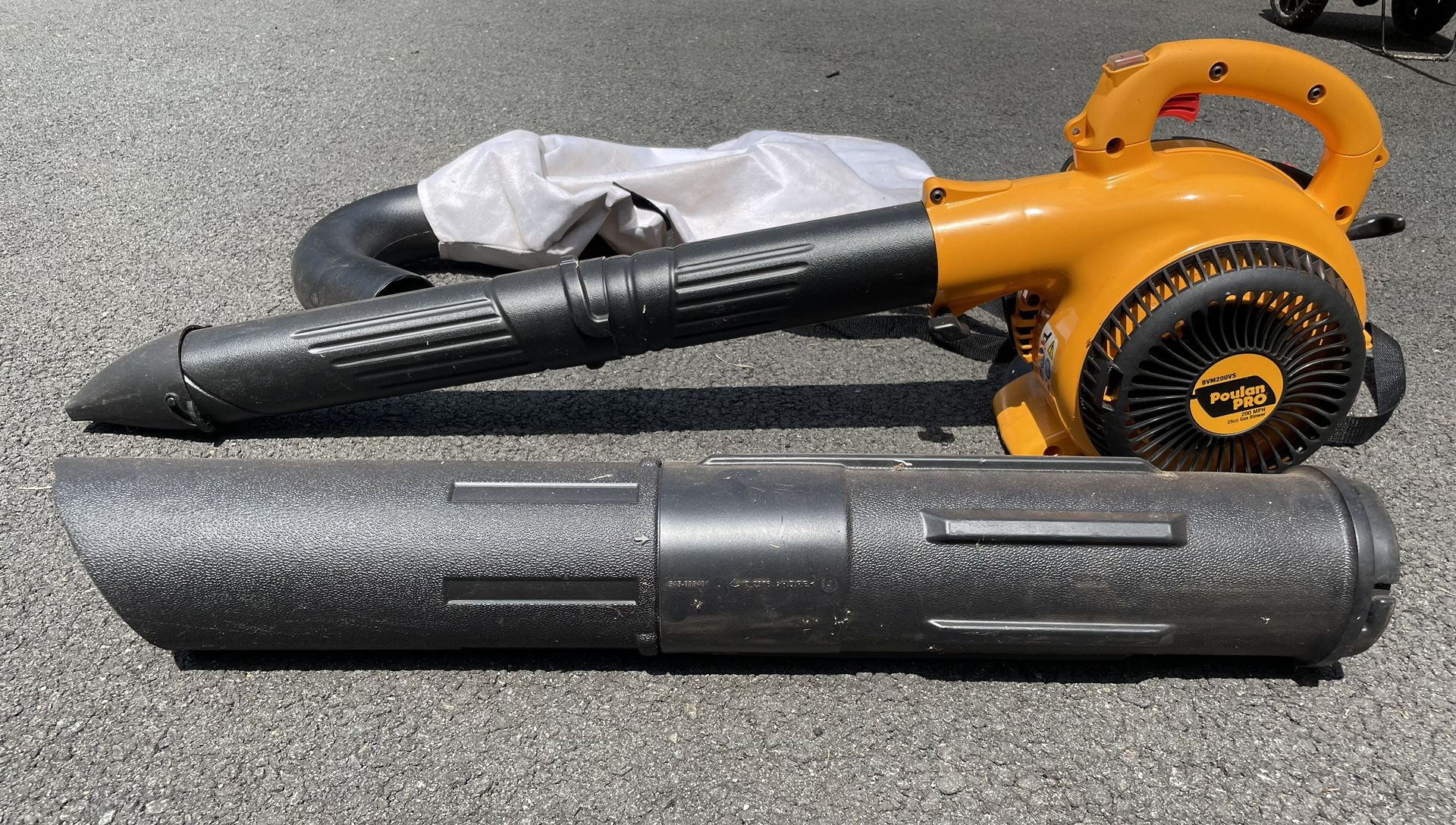 Poulan Pro BVM200VS 25cc 2-Cycle Hand Held Leaf Blower