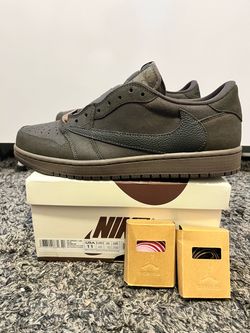 Nike Jordan 1 Low Travis Scott Velvet Brown Dark Mocha Size 11