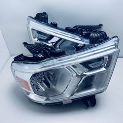 2019-2021 DODGE RAM 1500 BOTH HEADLIGHTS HALOGEM OEM (121-122)