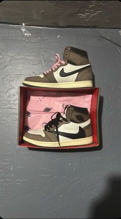 Travis Scott Air Jordan 1 High Sneakers