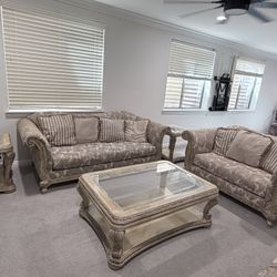 Traditional 6 Piece Formal Living Room Set With Damask Upholstery