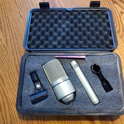 MXL 990 Microphone