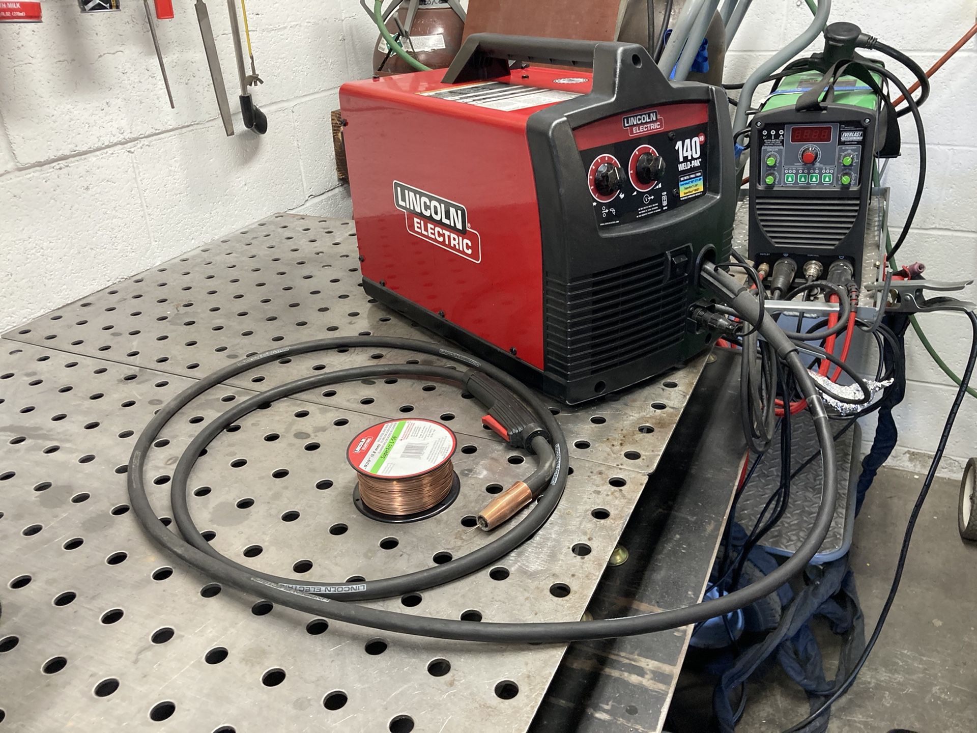 Lincoln Electric 140 Weld-pak Mig Welder