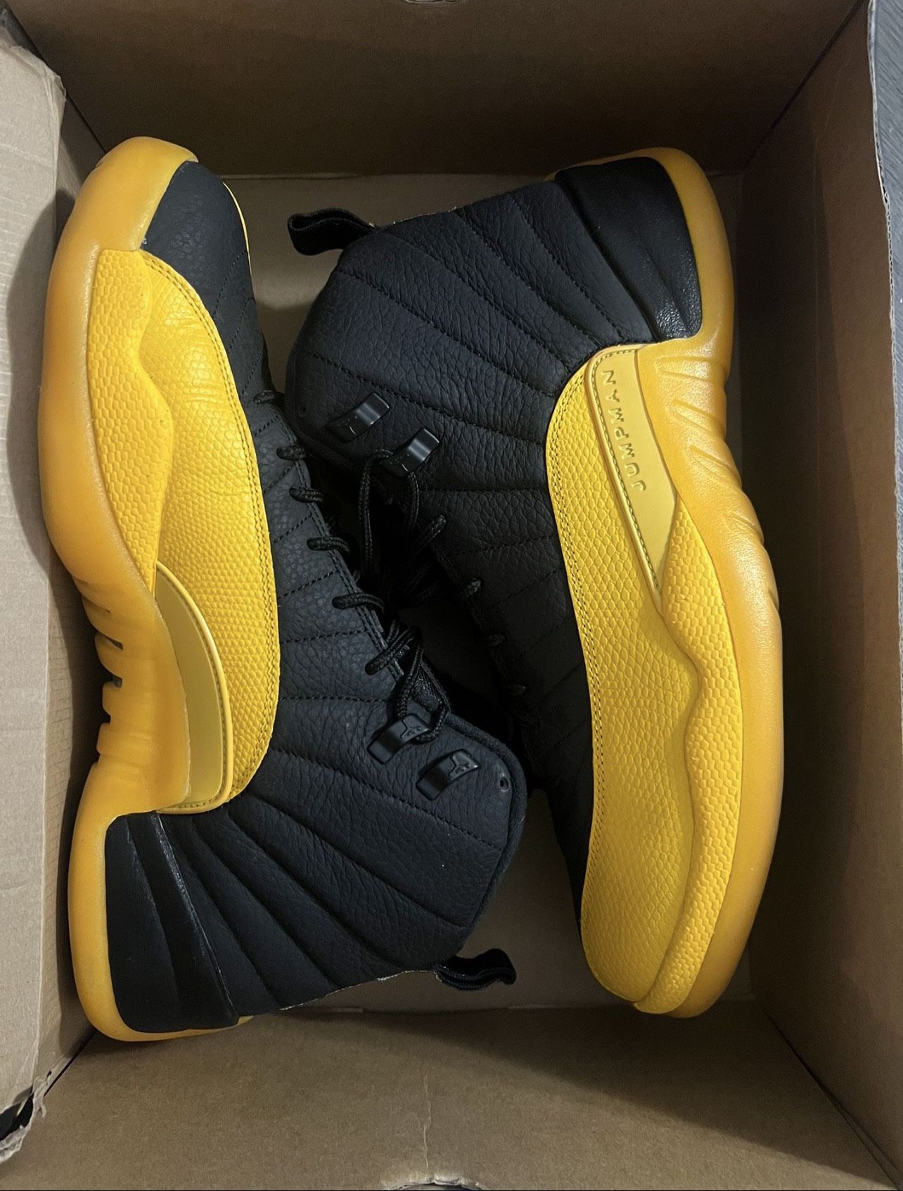 Jordan 12 Black And Yellow Men’s Size 13 Basketball Shoes