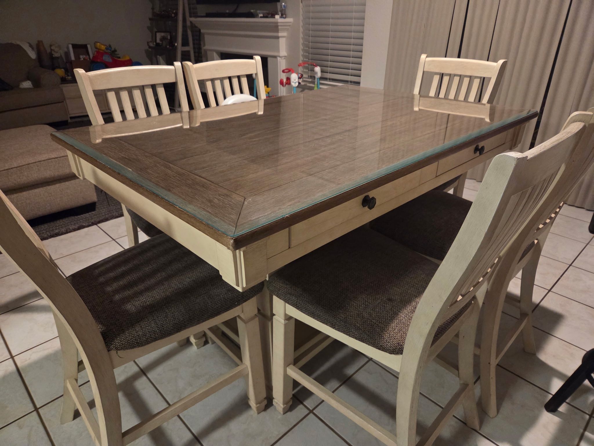 Dining table