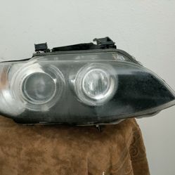 07/10 BMW 335 Couple Right Headlight
