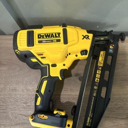 Dewalt 20v 16 Gauge Finish Nailer