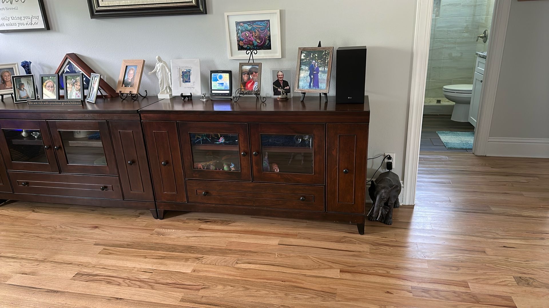 TV Media Centers-Entertainment Centers