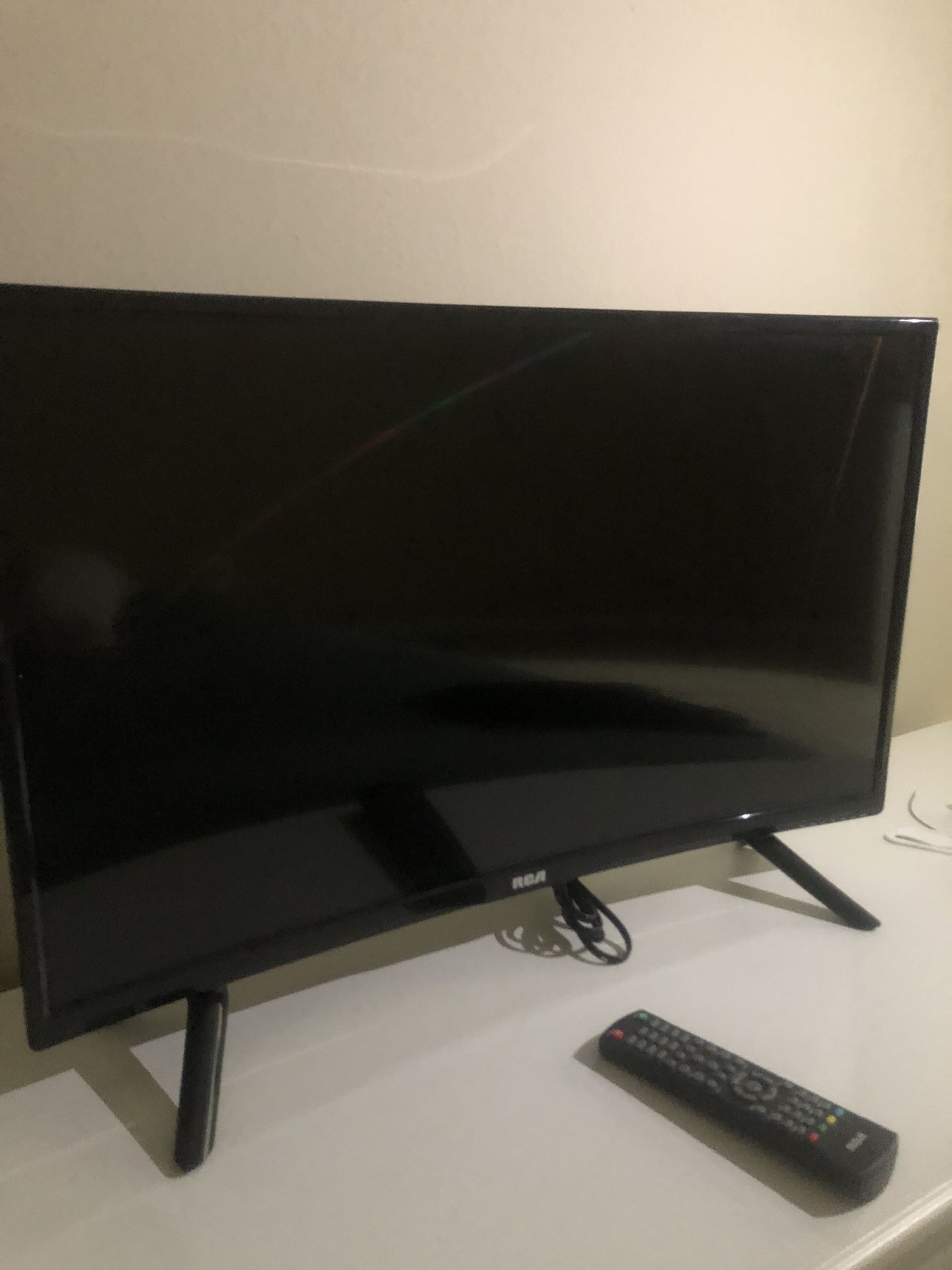 32” TV RCA CURVE