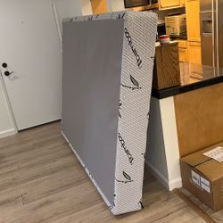 Brand New Box Spring Queen Size 