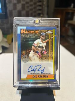 Topps 2025 Series 2 Cal Raleigh 1990 Chrome Silver Pack Auto Gold 22/50 #90CA2-CR