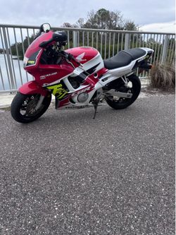Honda cbr 600