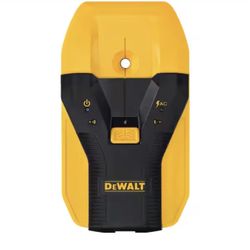 DEWALT 1-1/2 in. Stud Finder
